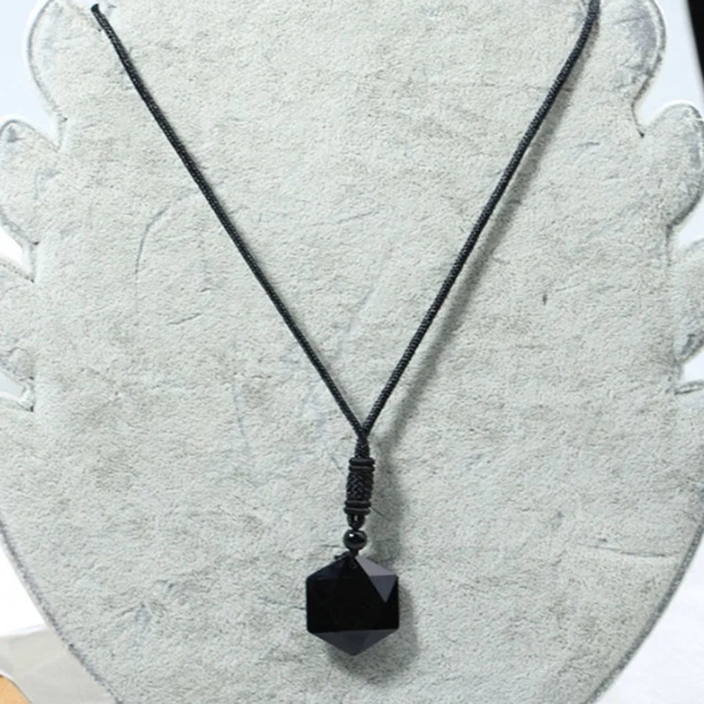 Colar pingente Obsidiana